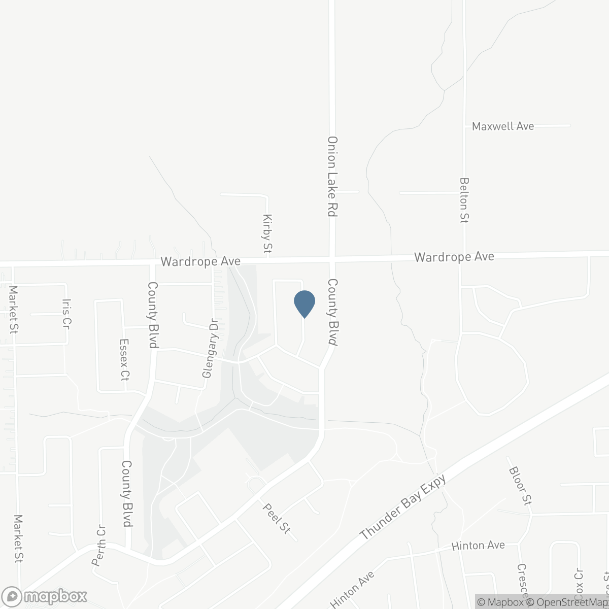 612 LANARK CRESCENT, Thunder Bay, Ontario P7A 7V6